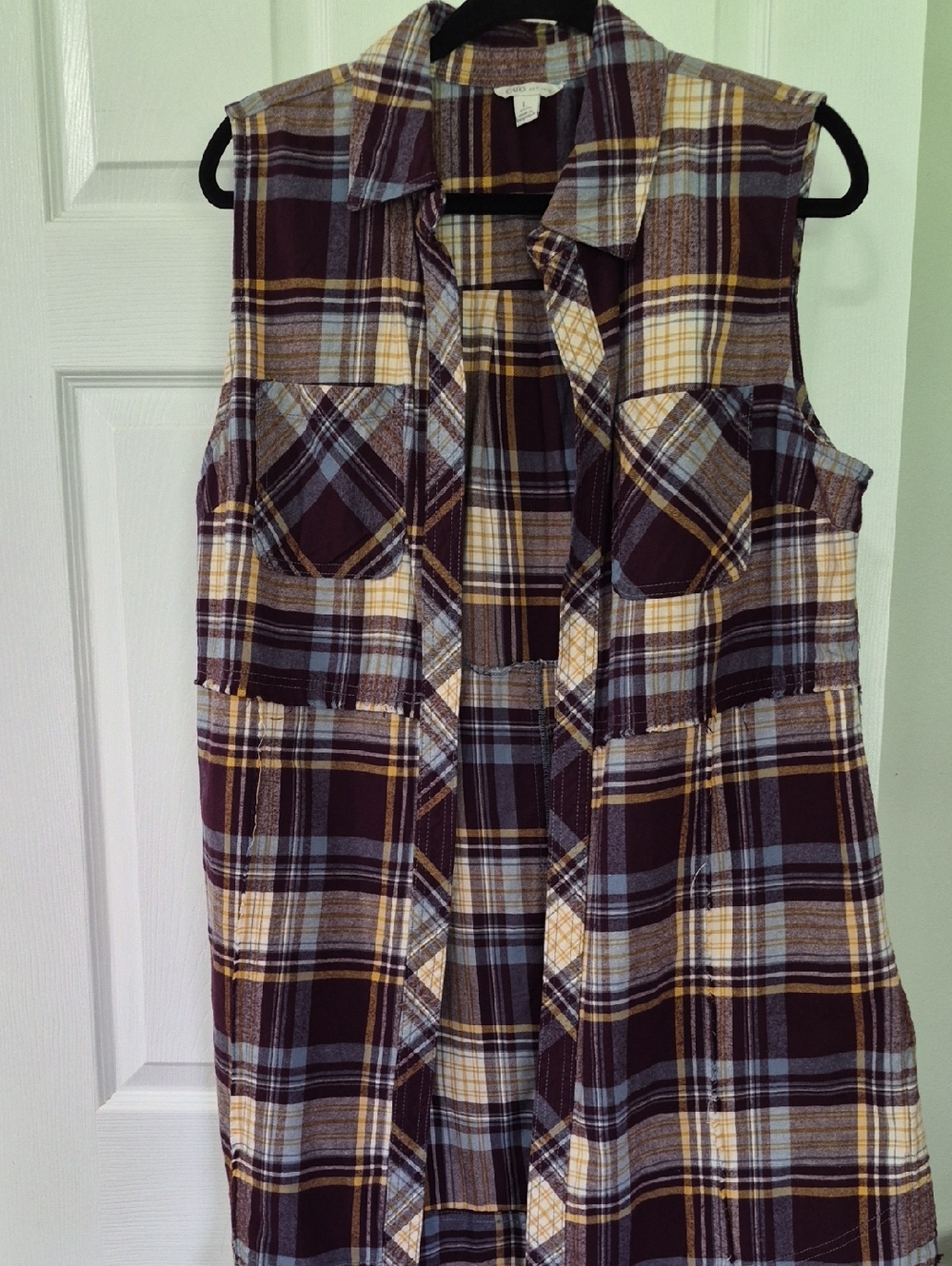 NWOT Cato Burgundy, Light Blue & Cream Plaid Sleeveless Long Large Vest